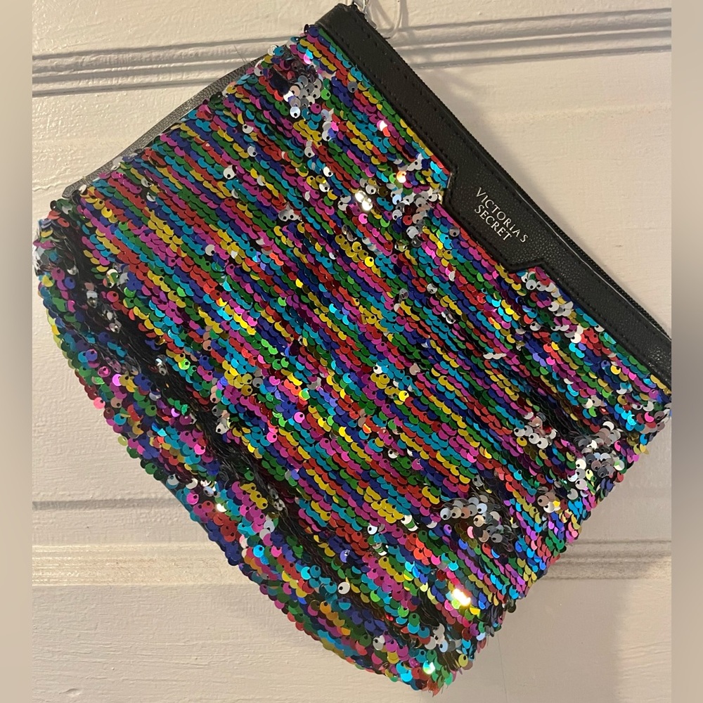 Victoria’s Secret sequin clutch